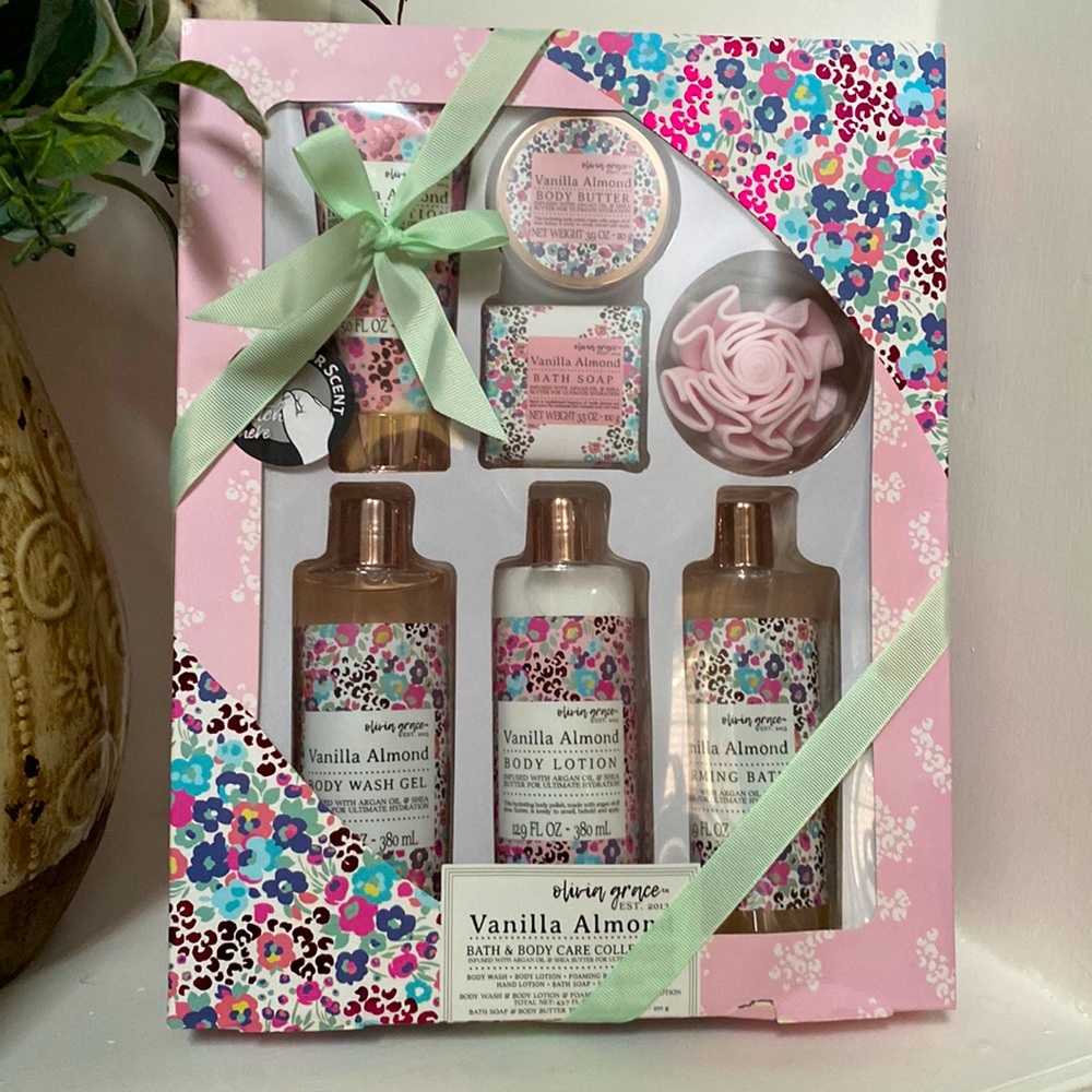 COPY - COPY - Olivia Grace Bath Set